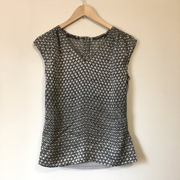 Mexx Silk Chain Mail Babe Print Sleeveless Blouse - Picture 1 of 13